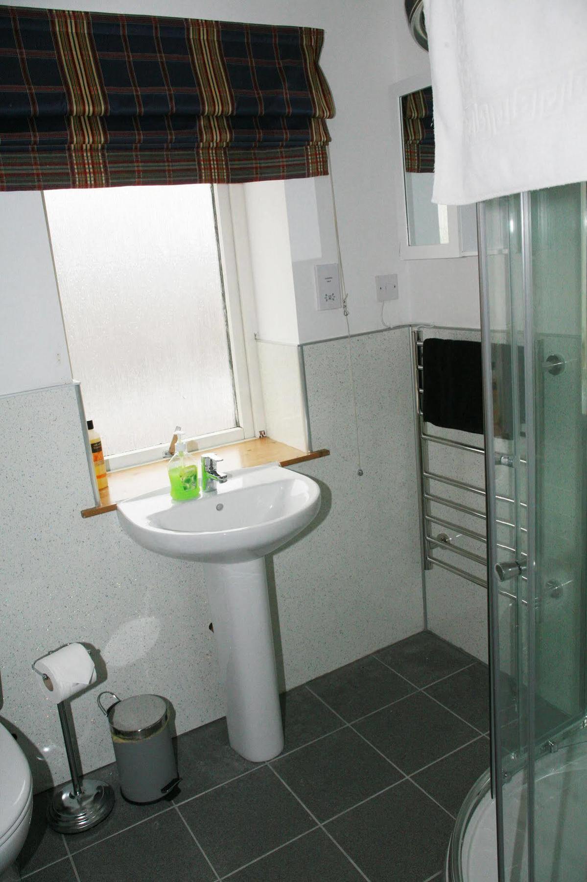 Glenlochy Nevis Bridge Apartments Форт Уилям Екстериор снимка