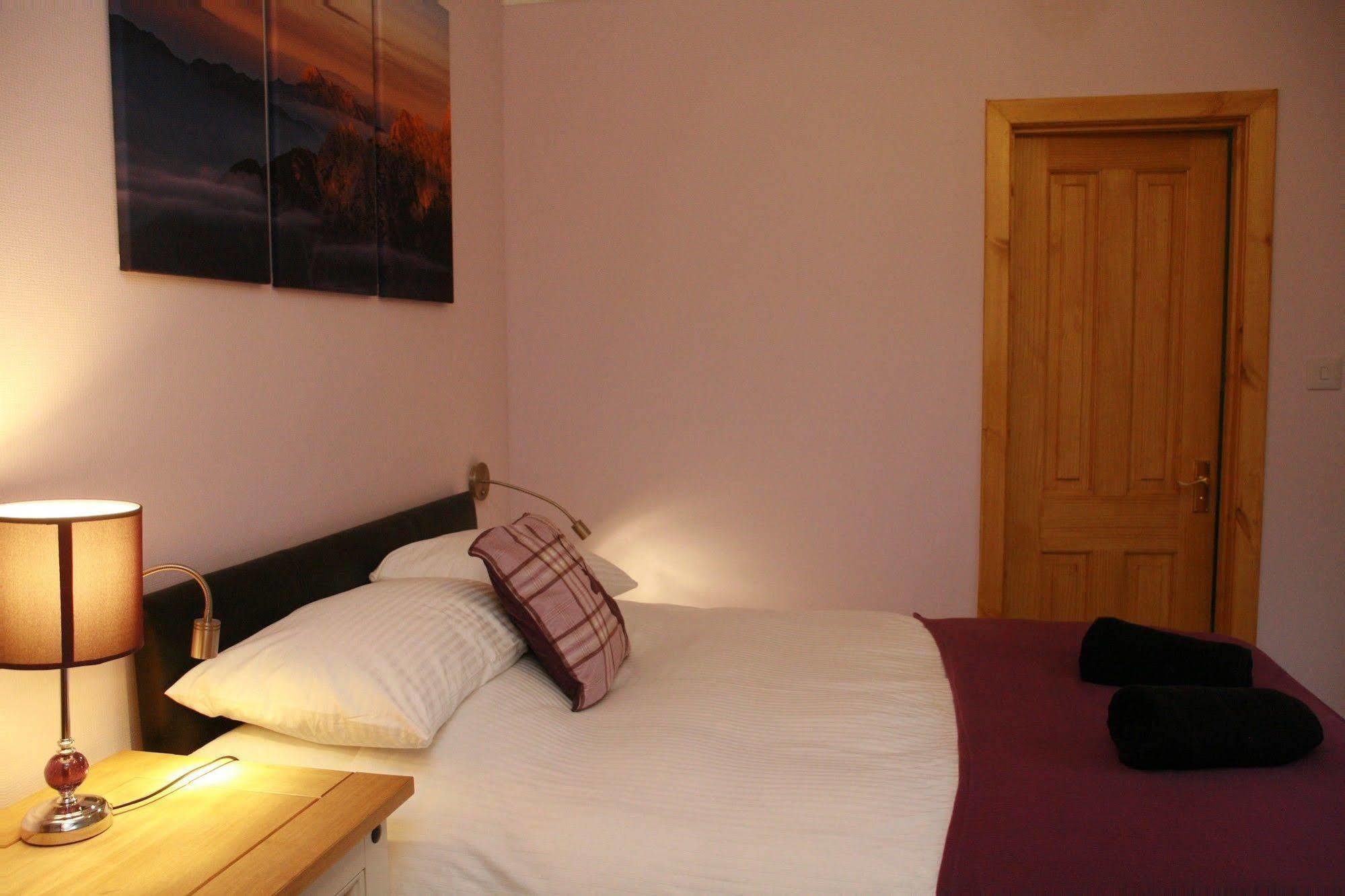 Glenlochy Nevis Bridge Apartments Форт Уилям Екстериор снимка